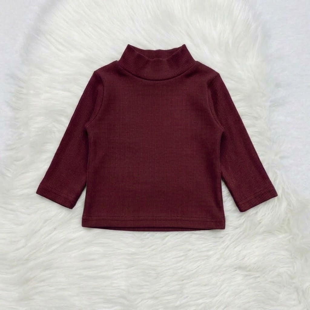 Maroon turtleneck winter stuff
