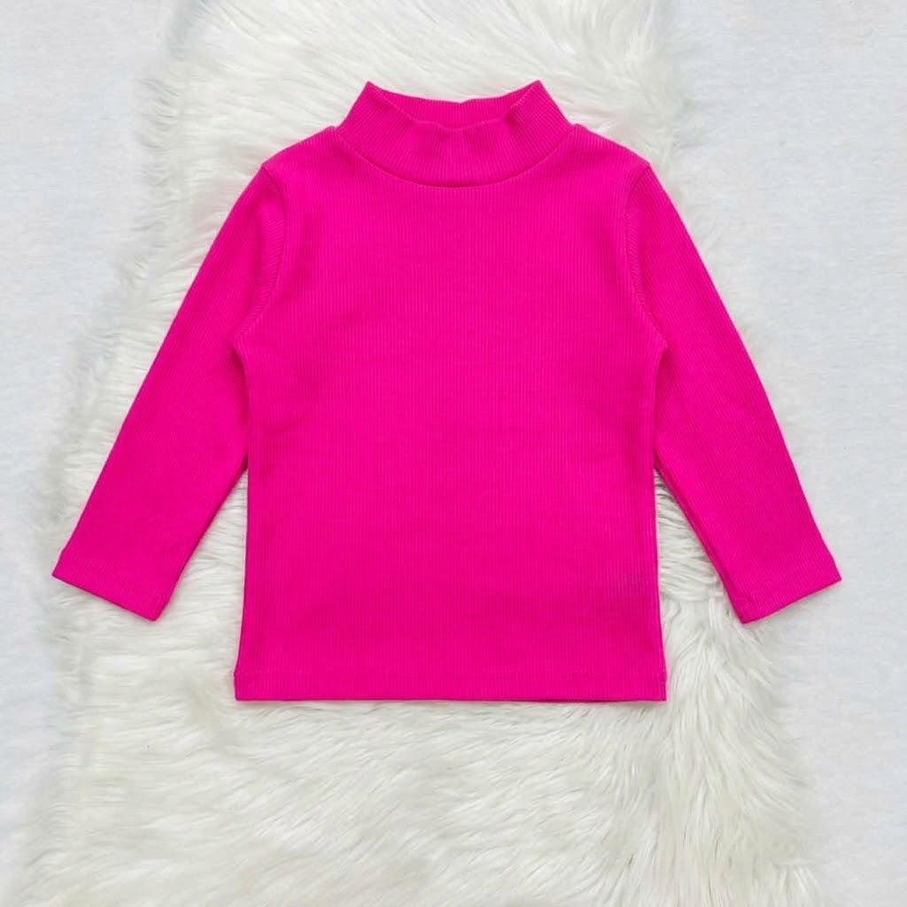 Shoking pink turtleneck winter stuff
