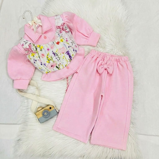 🎀 Keep your little princess warm and stylish with this adorable pink fleece three piece set, featuring a delicate floral corset-style overlay and cute bow details fleece stuff