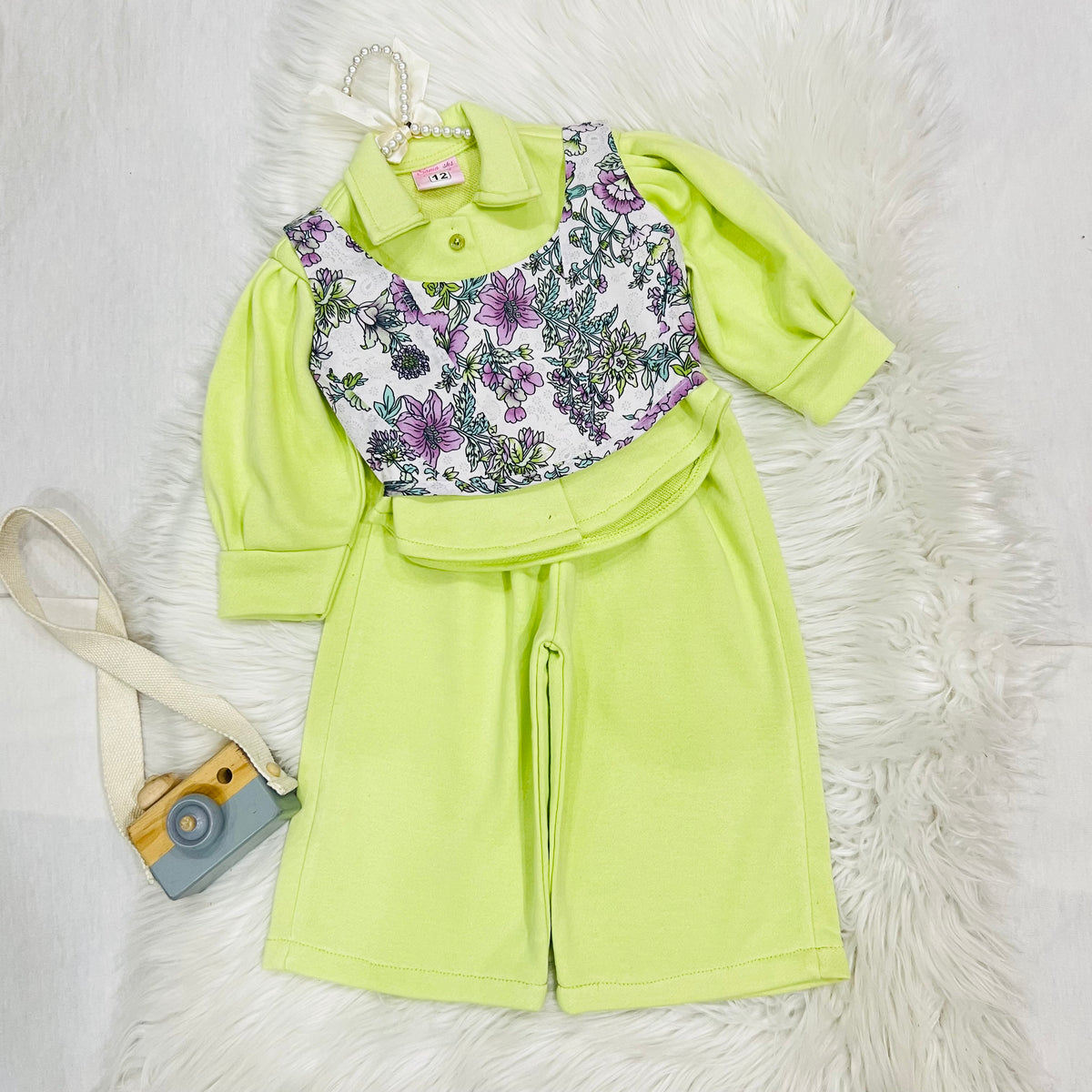 Fresh shades & floral details ✨ Brighten up the wardrobe with this adorable lime three piece set featuring a dainty floral overlay and bow accents 🌸 Soft, comfy, and perfectly stylish for any occasion! 🌿 winter fleece stuff (Copy 2)