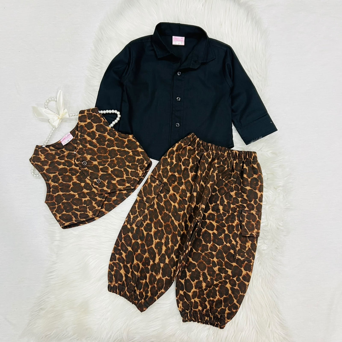 3-piece children's clothing set featuring a black long-sleeve button-down shirt paired with a leopard-print vest and matching cargo balloon pants winter terry stuff