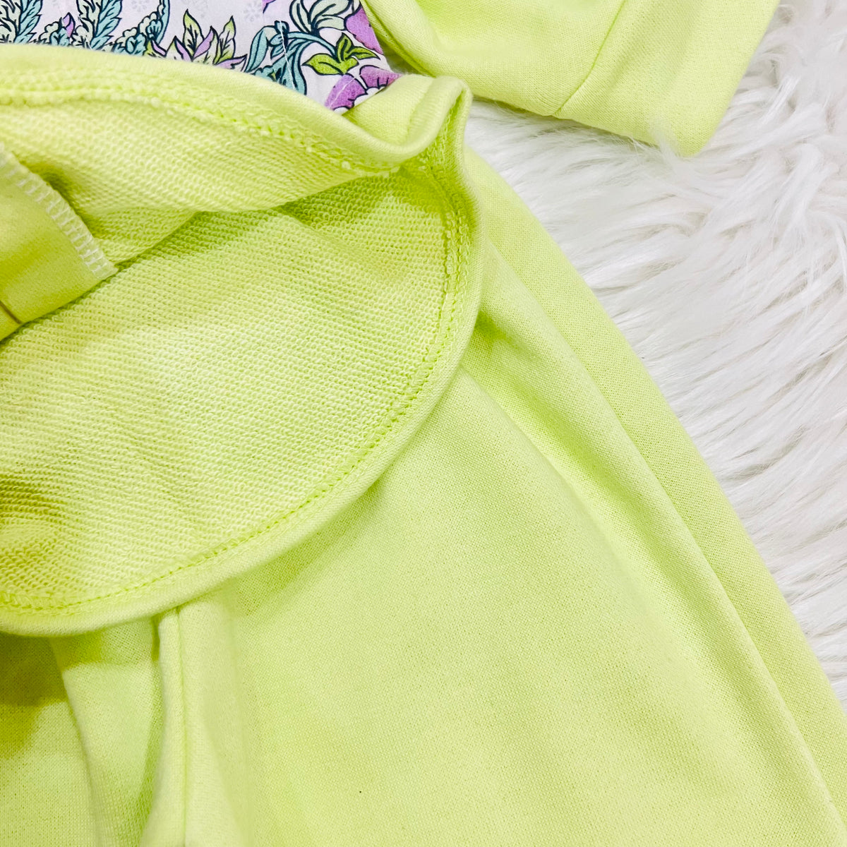 Fresh shades & floral details ✨ Brighten up the wardrobe with this adorable lime three piece set featuring a dainty floral overlay and bow accents 🌸 Soft, comfy, and perfectly stylish for any occasion! 🌿 winter fleece stuff (Copy 2)