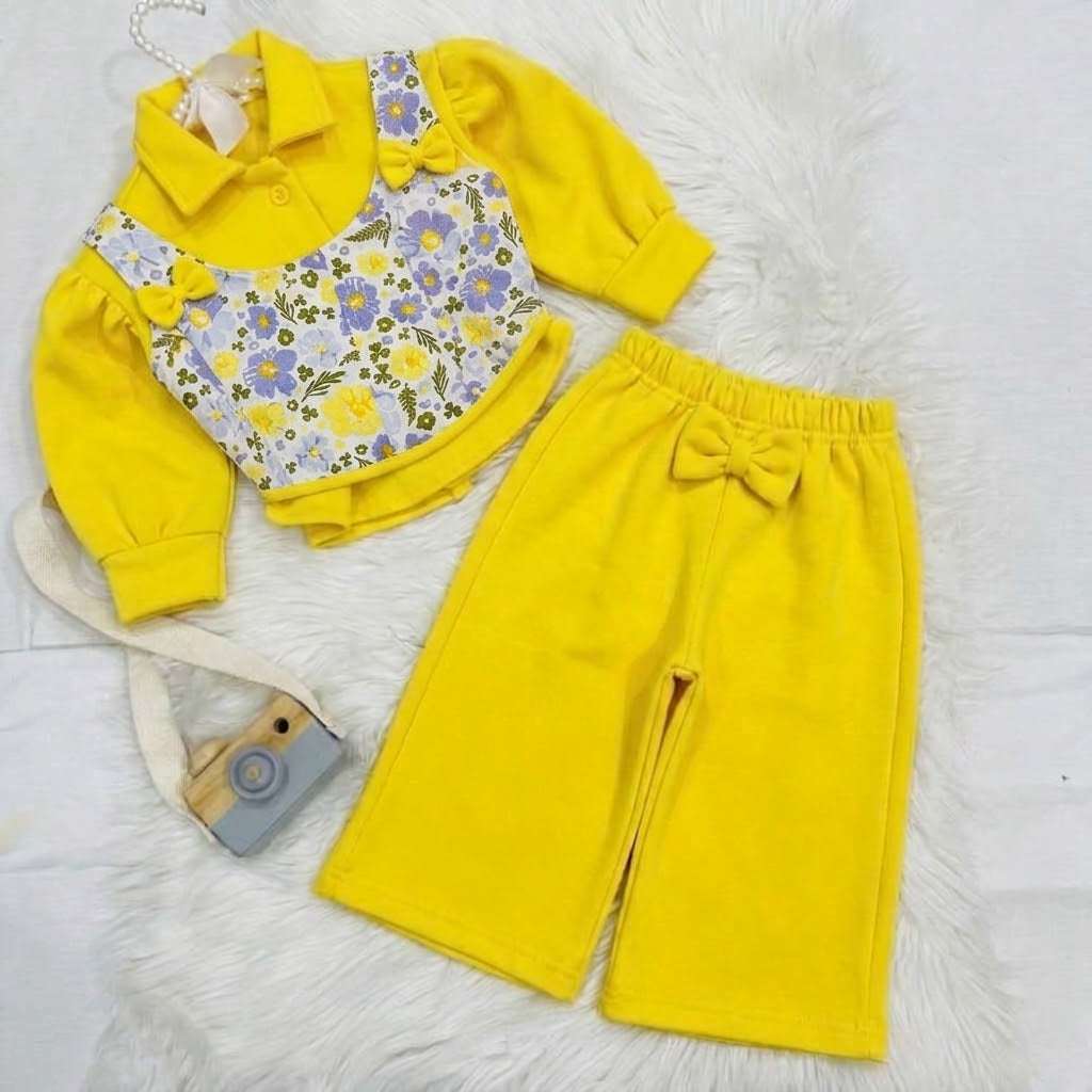 🎀 Keep your little princess warm and stylish with this adorable yellow fleece three piece set, featuring a delicate floral corset-style overlay and cute bow details fleece stuff