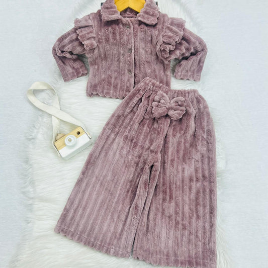 Tea Pink Rabbit Wool Cord Set