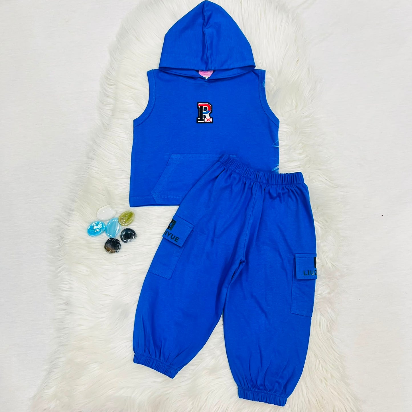 Sleeveless Hoodie & Cargo Pants Set Features A  Blue Color & A Letter "R" Patch On The Chest Blended Stuff