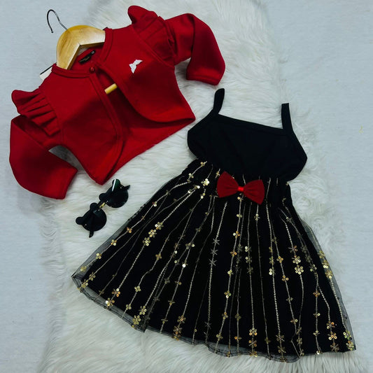 Red fleece coat / black camisole top / net skirt inner fleece winter stuff