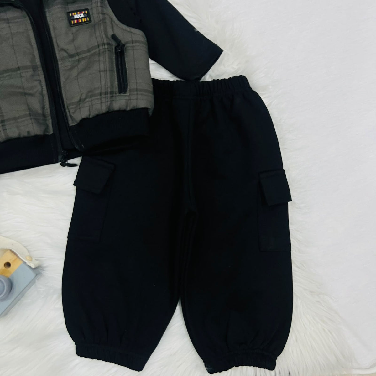 3-piece set features a cozy high-neck top, relaxed cargo joggers, and a classic plaid zip padded jacket winter stuff