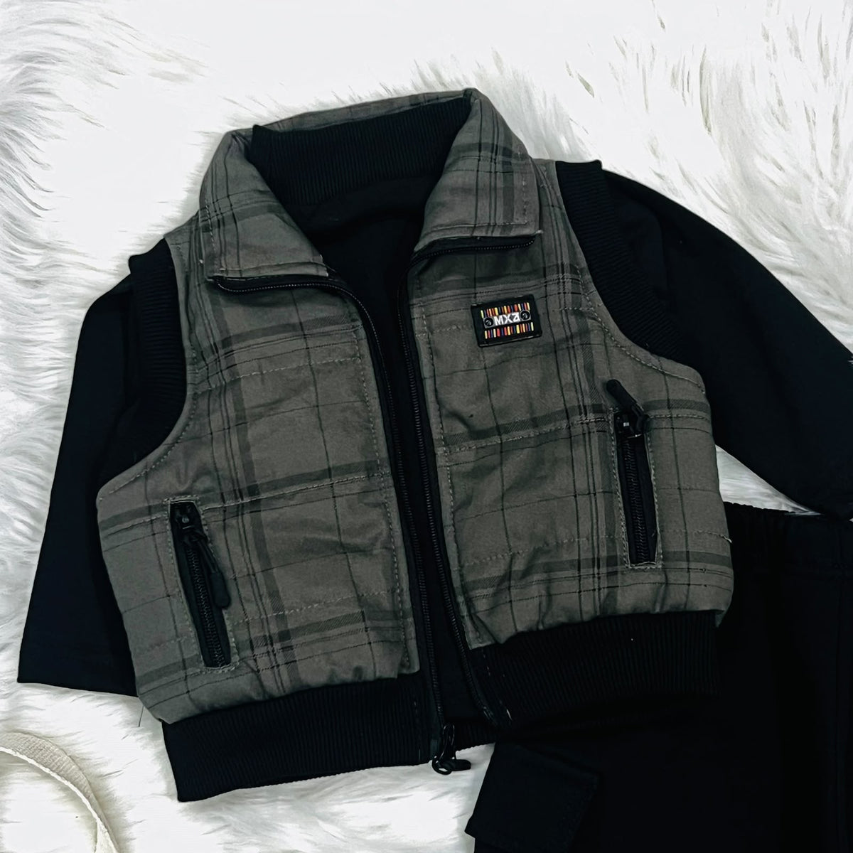 3-piece set features a cozy high-neck top, relaxed cargo joggers, and a classic plaid zip padded jacket winter stuff