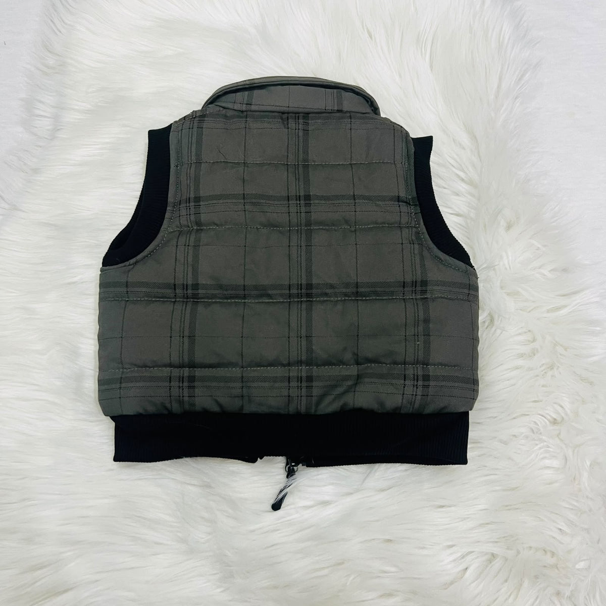3-piece set features a cozy high-neck top, relaxed cargo joggers, and a classic plaid zip padded jacket winter stuff