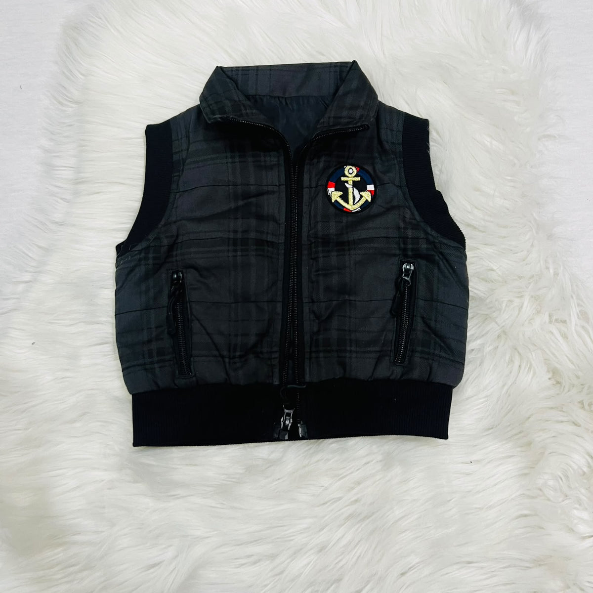 3-piece set features a cozy high-neck top, relaxed cargo joggers, and a classic plaid zip padded jacket winter stuff