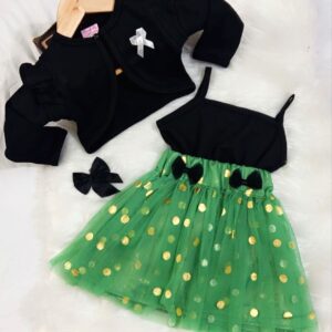 Black coat / black top / PARROT net skirt